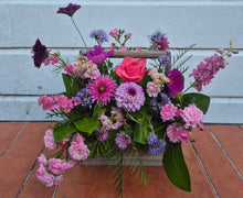 Load image into Gallery viewer, Flowers in a Box
